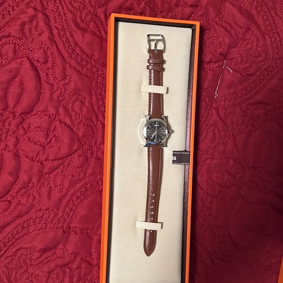 - Hermes watch - Picture 8 of 8
